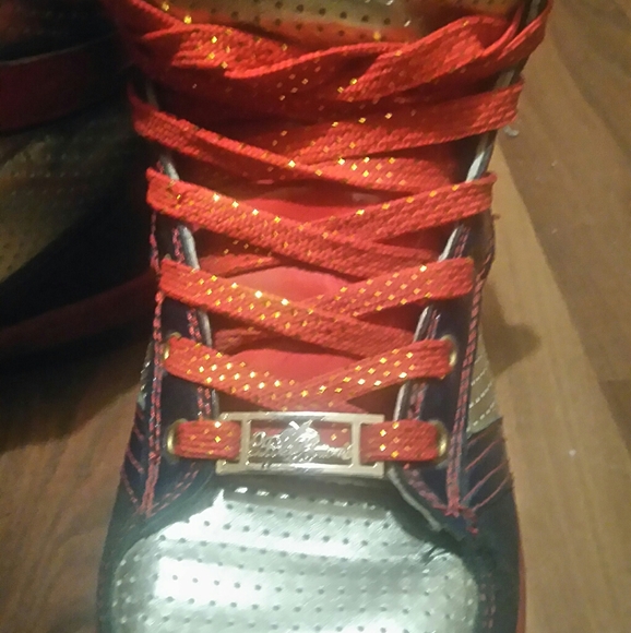 Apple bottom shoes - Picture 2 of 3